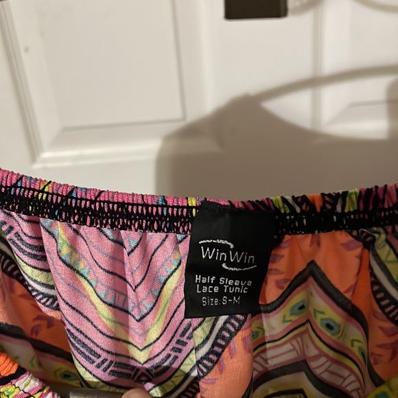 WinWin Half Sleeve Lace Tunic - Picture 7 of 7